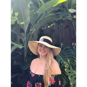 Meet your Posher, Sarah